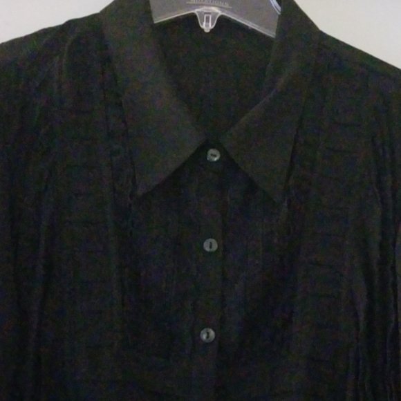 Blouse - Picture 2 of 4